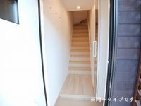 シンプルで使いやすい玄関です