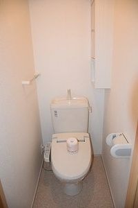 清潔感のあるトイレです