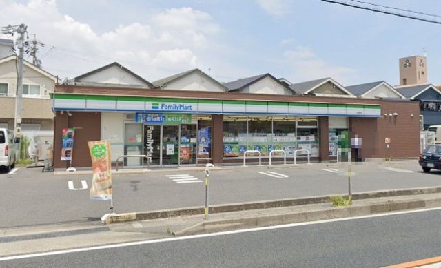 ファミリーマート 緑鳴海店