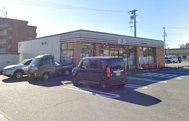 セブンイレブン 東海市富木島前田面店