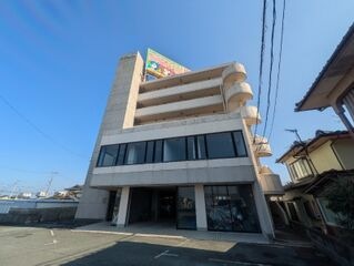 写真:ロマーノビルの外観