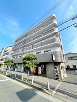 エミネンス白鳥1階テナントの外観