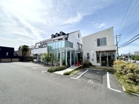 羽曳が丘4丁目クリニック・薬局跡テナント(2棟セット契約)の外観
