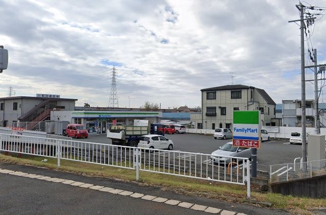 ファミリーマート 柏原円明町店