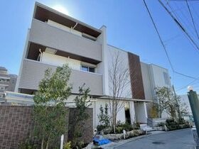 シャーメゾン平成東の外観