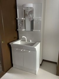 独立洗面台