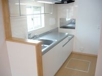コンパクトなキッチンで掃除もラクラク