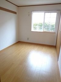 明るい色調の室内です
