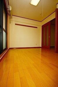 内装は落ち着いています