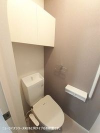 コンパクトで使いやすいトイレです