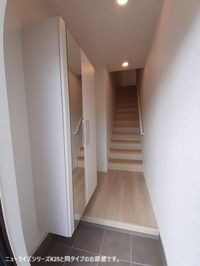 落ち着いた玄関です