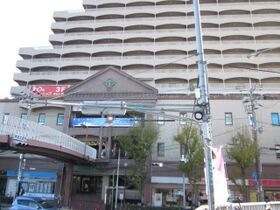 夙川グリーンタウンの外観