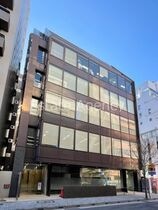 中央区日本橋本町4丁目の外観