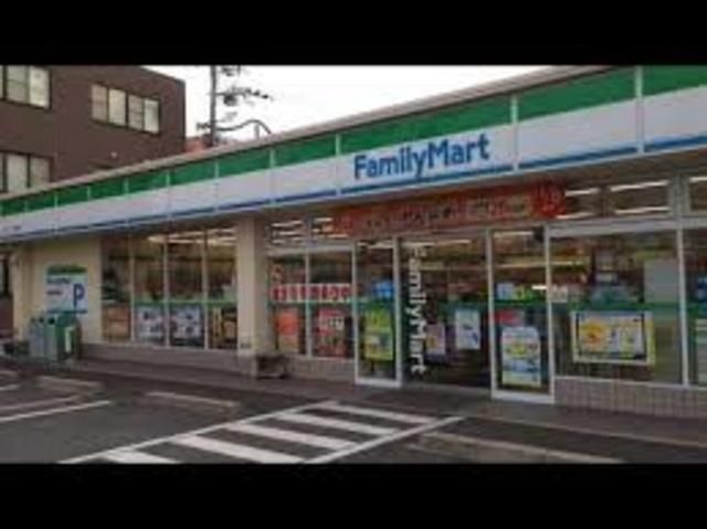 ファミリーマートトヨタくずは牧野店