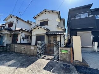 写真：朝日町貸家の外観