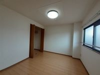 明るい室内です