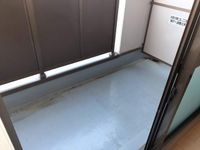開放的で明るい空間を演出してくれるバルコニーです