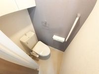 コンパクトで使いやすいトイレです