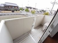 落ち着いた時間を過ごせるバルコニーです
