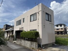 大垣市世安町貸家の外観