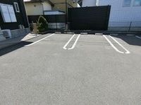 駐車場があるので、車を買う予定の方も安心です