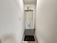 シンプルで使いやすい玄関です