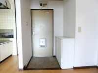 明るい玄関です