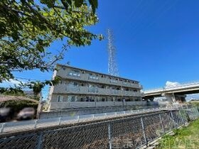フローラ島間の外観