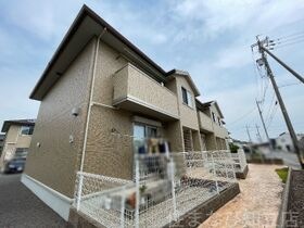 カーミー・呉竹 B棟の外観