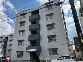 百石マンション　2号館の外観