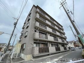 サンハイツ綾の外観