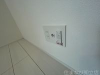 同型完成モデル