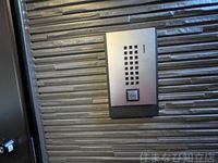 同型完成モデル