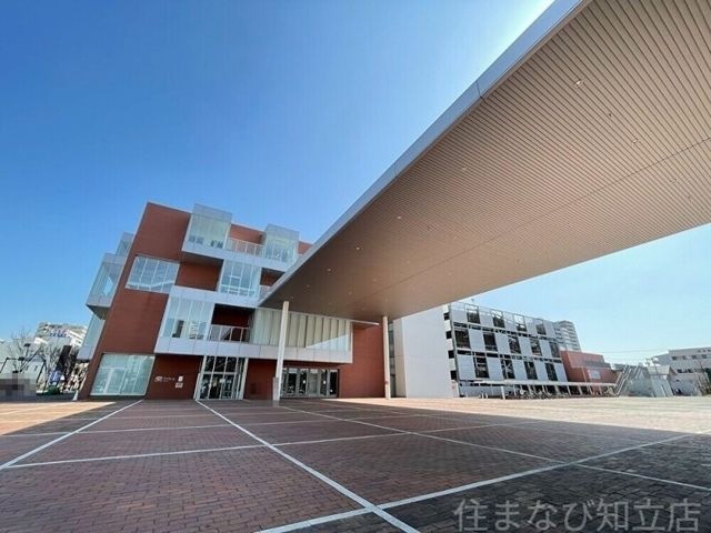 アンフォーレ(安城市図書館)