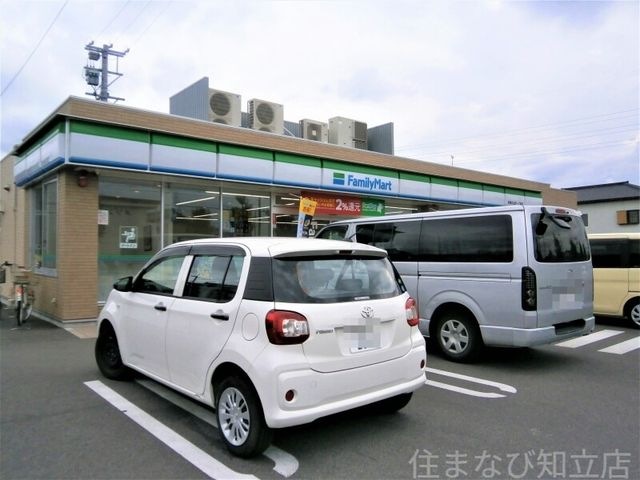 写真：ファミリーマート安城大山町一丁目店