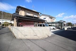 写真:瀬戸町戸建の外観