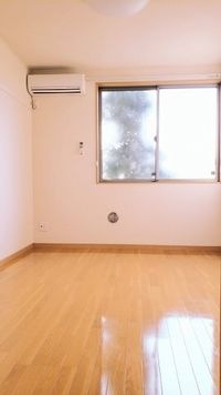 こちらのリビングで趣味の時間をお楽しみください