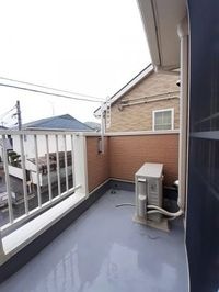 陽当たり良好なバルコニーです