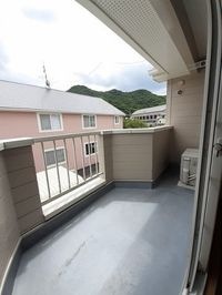 広々としたバルコニーです