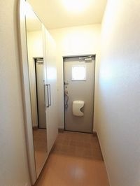 ゆったりとした玄関です