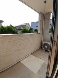 広々としたバルコニーです