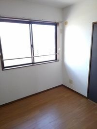 中はこのようになっています