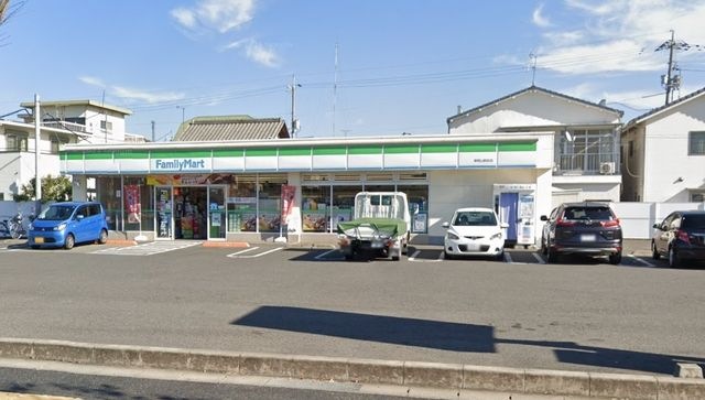 ファミリーマート 東岡山駅前店