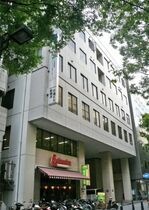 新横浜交通ビルの外観