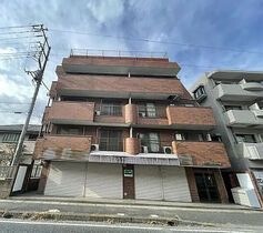 ロイヤルビレッジの外観