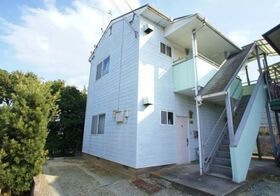 センチュリー山川の外観