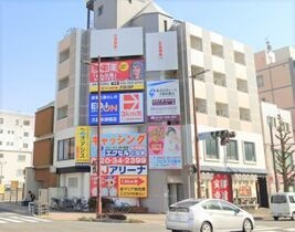 平成ビルの外観