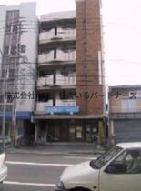 大津屋ビルの外観