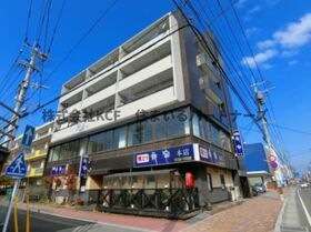 宮ノ前ビルの外観