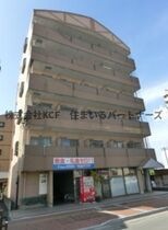 オーシャン本町の外観